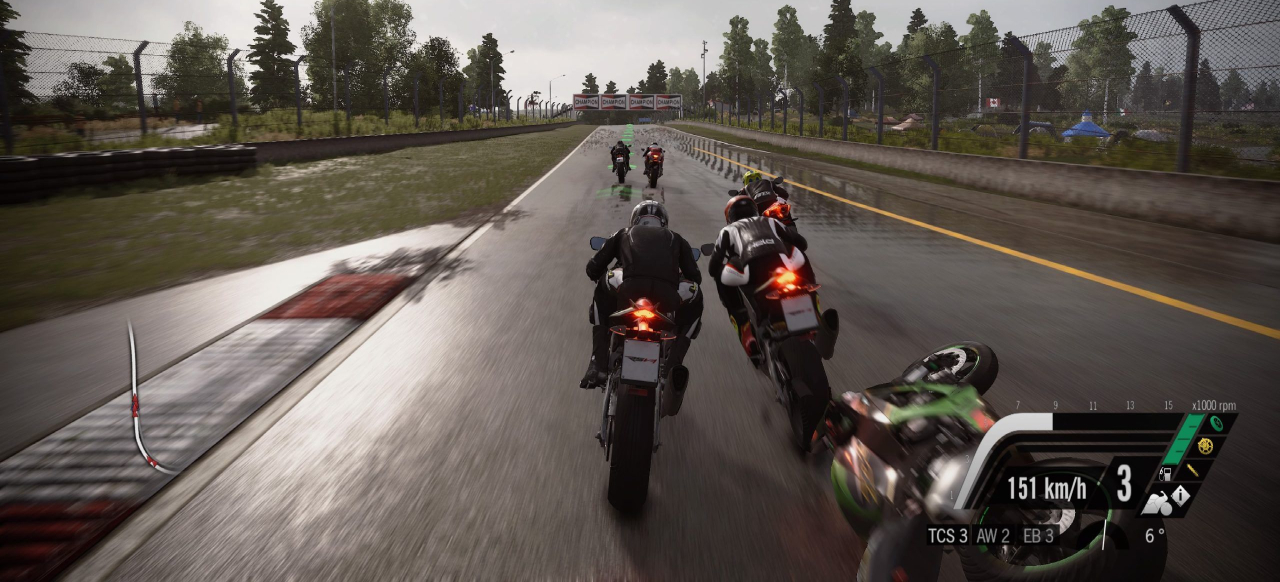 RiMS Racing te lanza al centro de la acción con la comprobación de estado de la moto, que te ayuda a analizar el comportamiento de tu motocicleta en tiempo real